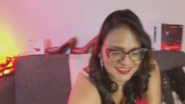 Angela_mature49's Webcam Show