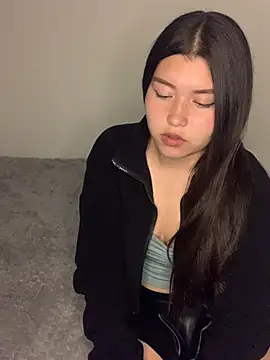 Damn__Love webcam show