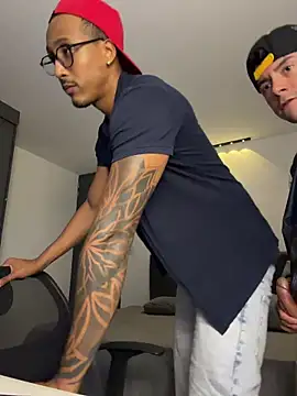 black_west ওয়েবক্যাম শো