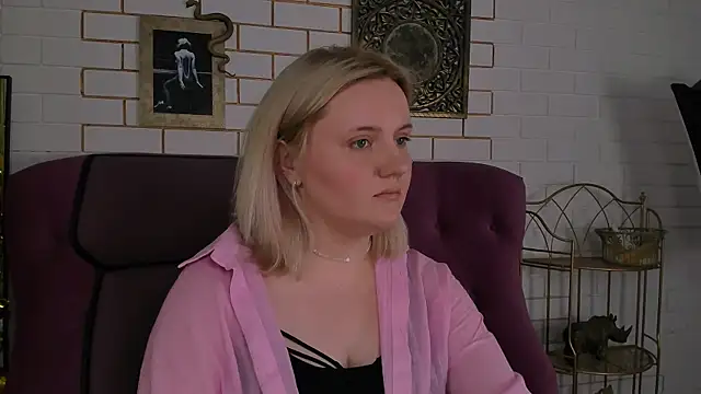 KathyBriggsのライブXXXチャット