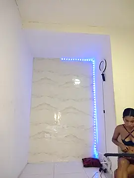 Webkamerová show Lucy_slupyyy_hard