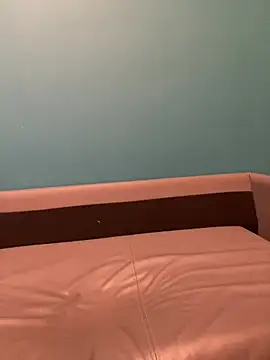 ZHJKS9988 Live XXX Chat