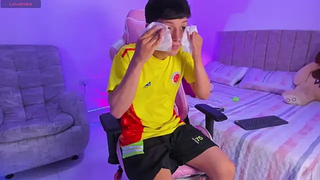 SaNti_ll Webcam Show