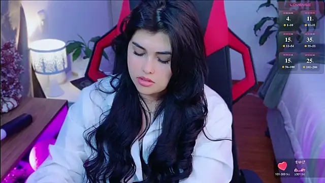 NannicuteeのライブXXXチャット