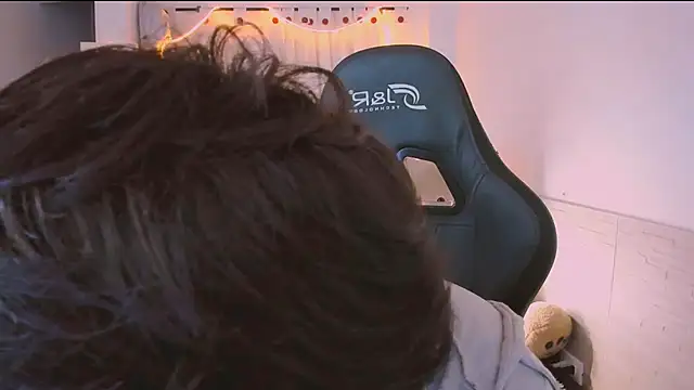 Sweet_Allan élő XXX-chatje