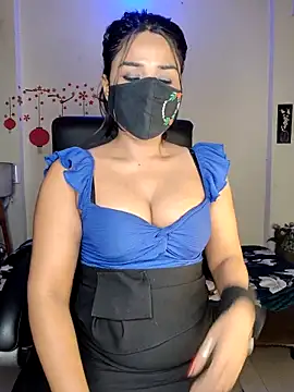 Black-Pearll Chat XXX live