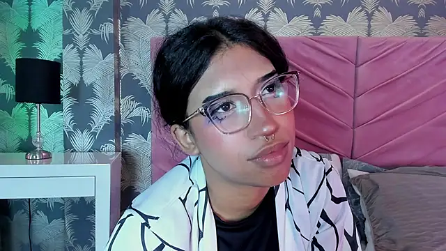 Karin_Ks' Live XXX Chat