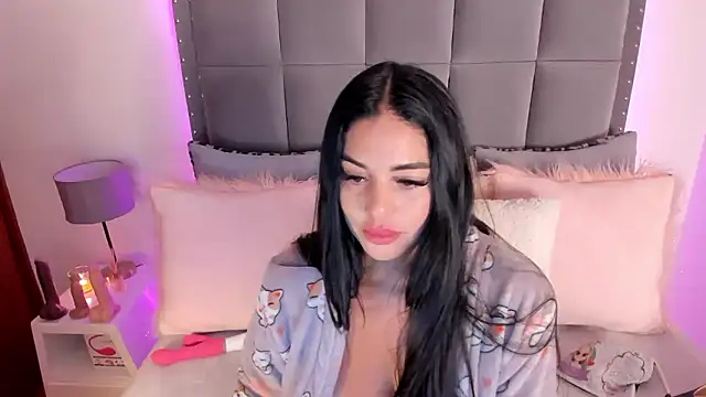 Saian-lory Adlı Modelin Web Kamerası Şovu