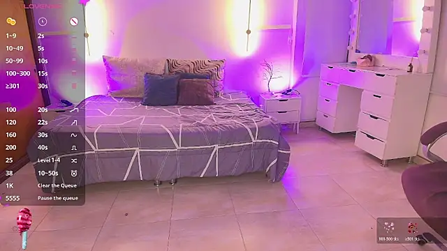 kloe28 Chat XXX live