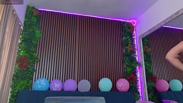 EvaThorn Chat XXX in diretta