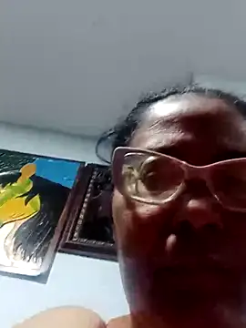 sexymomsn – Naživo XXX chat