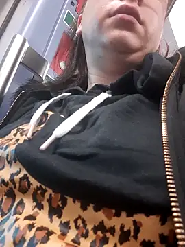 Tinka-Bella-PrivatのライブXXXチャット