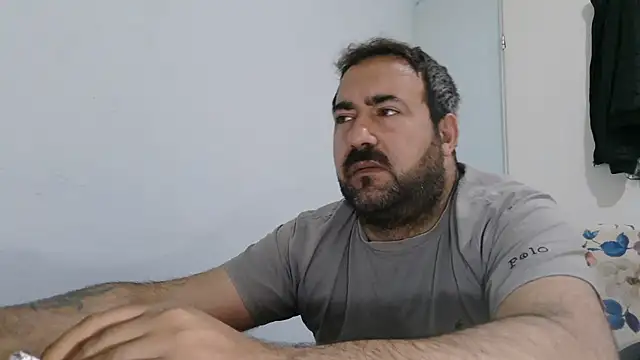 mio_jaks: απευθείας συνομιλία ΧΧΧ