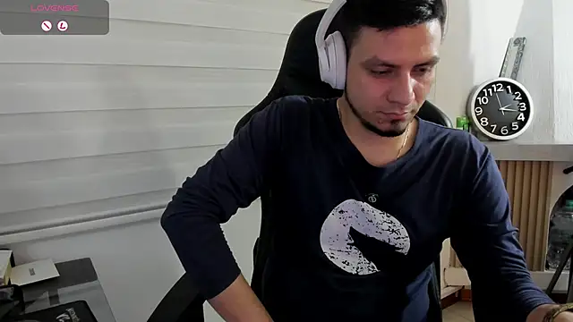 Rick_Adams Live XXX-Chat