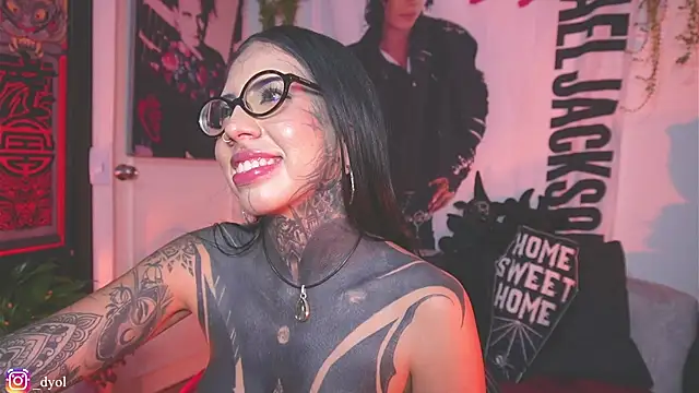 Dalia_Vorhees' Live XXX Chat