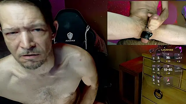 MasterForgedRayy: вебкам-шоу