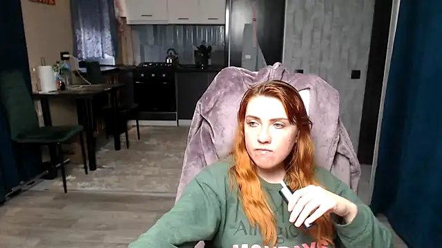 Reginasmilee's Live XXX Chat