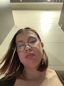 RinaCat Chat XXX live