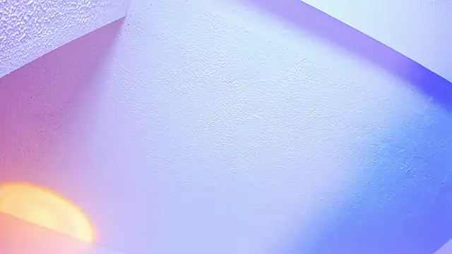 Alexander_Ammy: διαδικτυακό σόου στην κάμερα