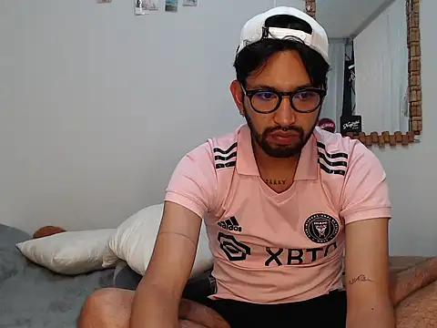 thomass1018 Webcam show