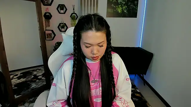 LunaPurrr – Naživo XXX chat