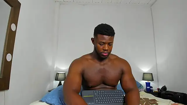 James_McBoy Adlı Modelin Web Kamerası Şovu