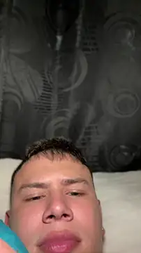 azriel943 Webcam Show