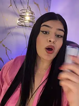 Kariina__69's Live XXX Chat