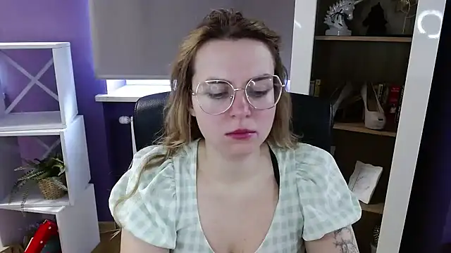 Živý XXX chat Zoey_Erotic