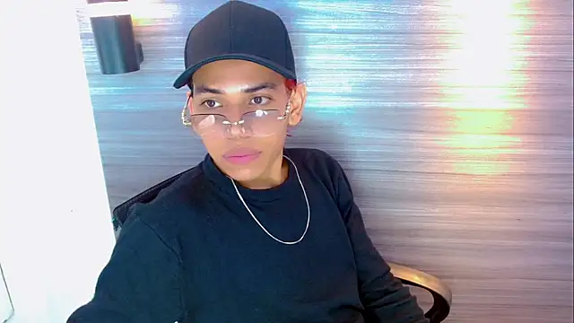 DaviidBuckx_ Adlı Modelin Canlı XXX Sohbeti