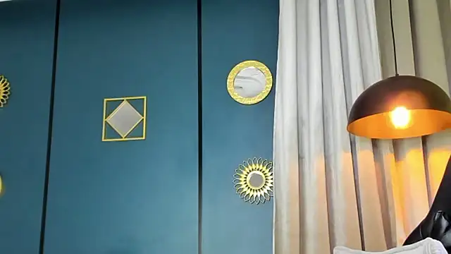 lia_sexx19 Live XXX Chat