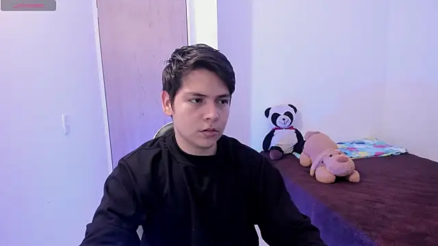 Asta_YunoXXX webkamerás műsora