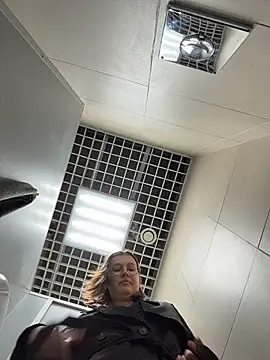 Онлайн чат XXX RinaCat