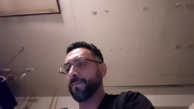 Forbidden_daddy webkamerás műsora