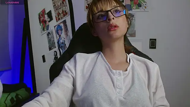 CelesteAyase Chat XXX in diretta