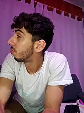 LeoyNicky98 live XXX chat