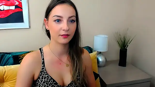XXX chat uživo modela NatalieSexy