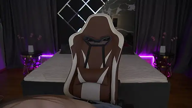 GentleAdellee: απευθείας συνομιλία ΧΧΧ