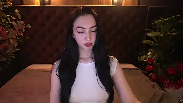 WildKittenX_'s Live XXX Chat