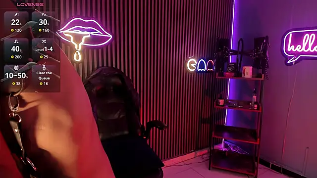 Maximoking26 Live XXX Chat