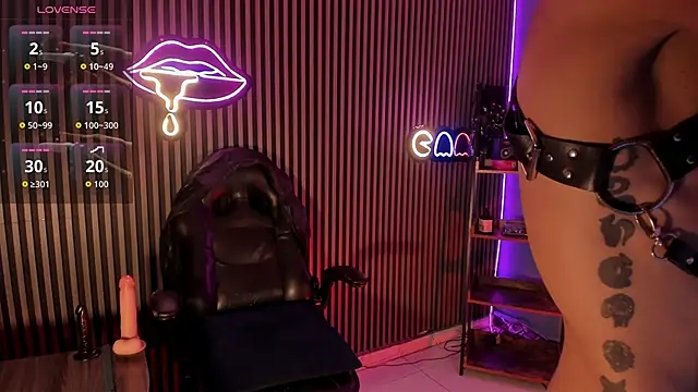 Pertunjukan Kamera Web Maximoking26