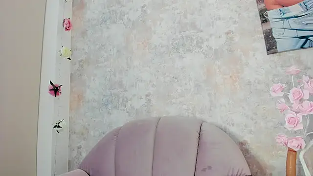 Erika_Bee élő XXX-chatje