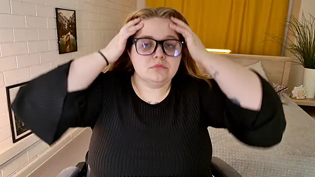 แชท XXX สดของ SladaDell