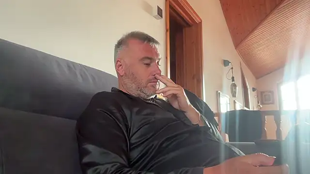 marcovik1 网络视讯表演