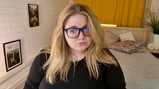 SladaDell's Live XXX Chat