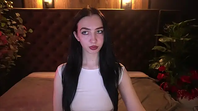 Czat XXX na żywo – WildKittenX_