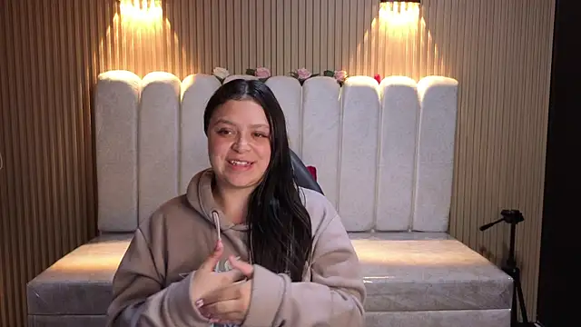 Cute_Angell_ Chat XXX in diretta