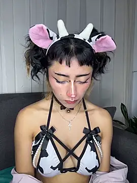 baby_akuma's Live XXX Chat