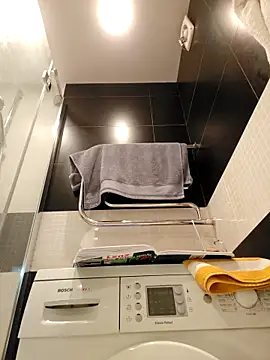 Chat +18 de Happy_Gym_Year ao vivo