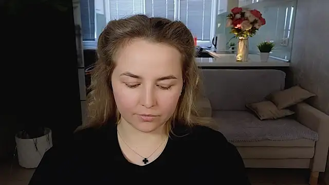 Chat +18 de Mira_Mermayd ao vivo